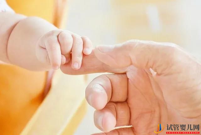 試管嬰兒網:就因為是試管嬰兒,我的孩子被保險公司拒賠了!(圖1) 就因為是試管嬰兒,我的孩子被保險公司拒賠了!(圖1)