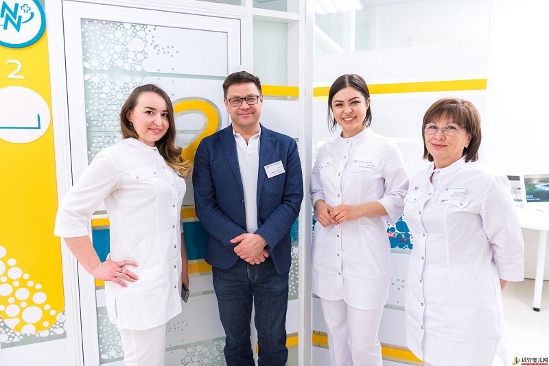 試管嬰兒驗孕成功后可以坐飛機(jī)嗎(試管嬰兒費用大概要多少錢)(圖1) 試管嬰兒驗孕成功后可以坐飛機(jī)嗎(圖1)