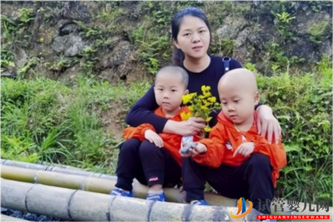 16年湖南女子經4次人工試管,產下雙胞胎,不料3年后生活陷入絕境(圖9)