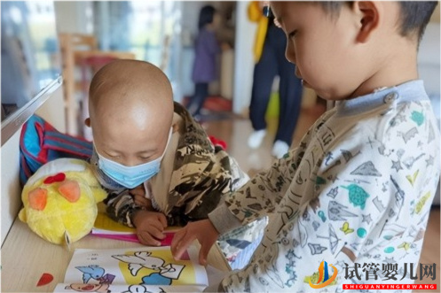 16年湖南女子經4次人工試管,產下雙胞胎,不料3年后生活陷入絕境(圖11)