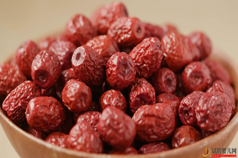 紅棗黑豆雞蛋湯功效 排卵前兩天能吃黑豆嗎(圖1)