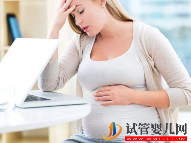 頭胎孕晚期快臨產前有信號,有這8種征兆請快去醫(yī)院!(圖3) 頭胎孕晚期快臨產前有信號,有這8種征兆請快去醫(yī)院!(圖3)