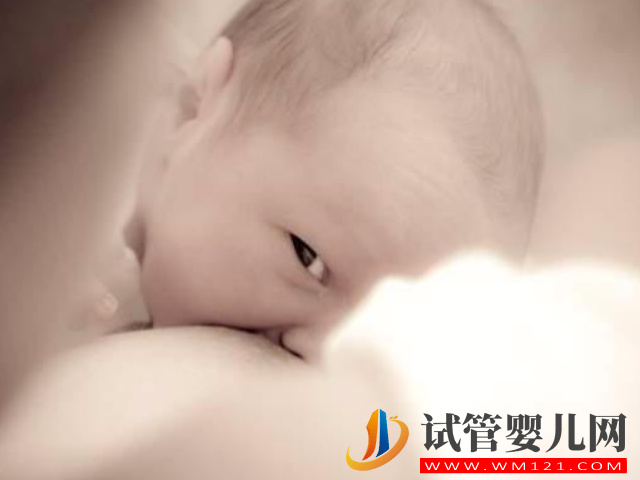 新生兒吃奶不是越多越好,寶媽要留意這9個過度喂養信號(圖1) 新生兒吃奶不是越多越好,寶媽要留意這9個過度喂養信號(圖1)