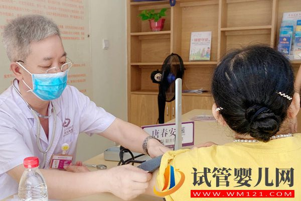 夜針后雌二醇下降原因有三點，若在范圍內波動屬正常現象(圖1)