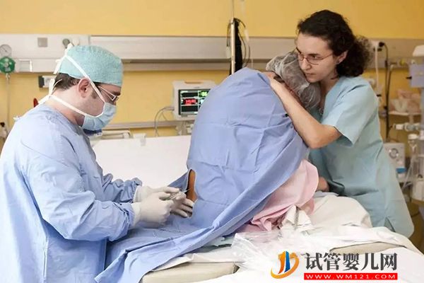 去德國生孩子費用真心不貴,一個小孩政府補貼2.52萬歐元(圖2) 去德國生孩子費用真心不貴,一個小孩政府補貼2.52萬歐元(圖2)