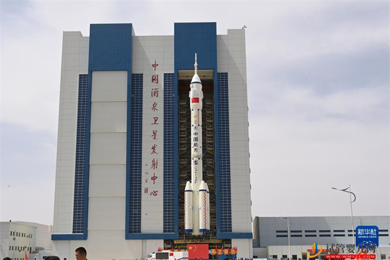 神舟十六號計劃近日擇機實施發射 船箭組合體轉運至發射區(圖4)
